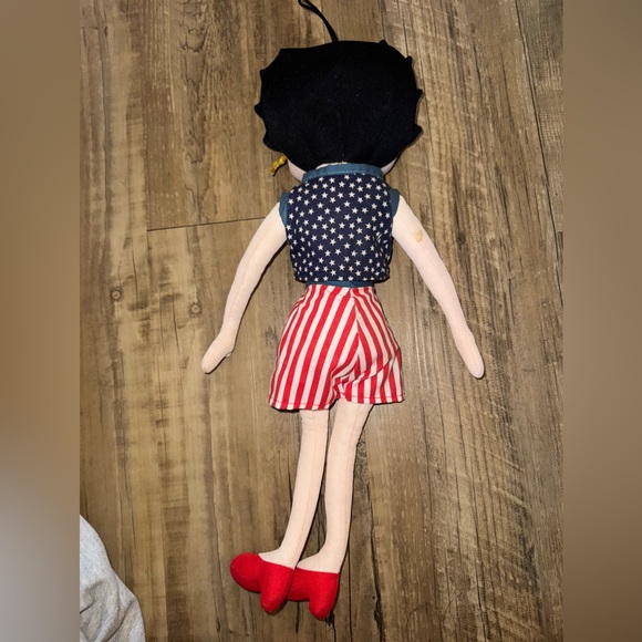 Vintage 1990’s Betty Boop Plush Doll - Picture 4 of 6